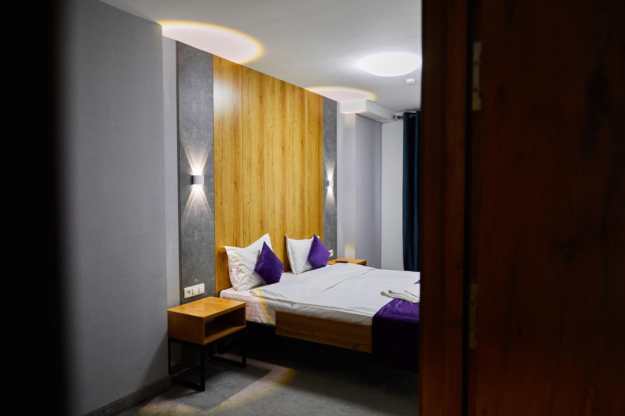Art Plaza Hotel Tashkent Exterior photo